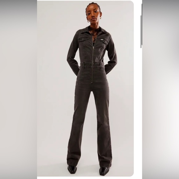 wrangler “catsuit” in black - Picture 3 of 10